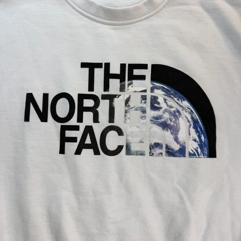 The North Face Sweatshirt Mens Large White Fleece Pullover Earth Logo Crewneck